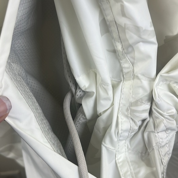 Long Nike loose Fit Raincoat - Picture 6 of 13